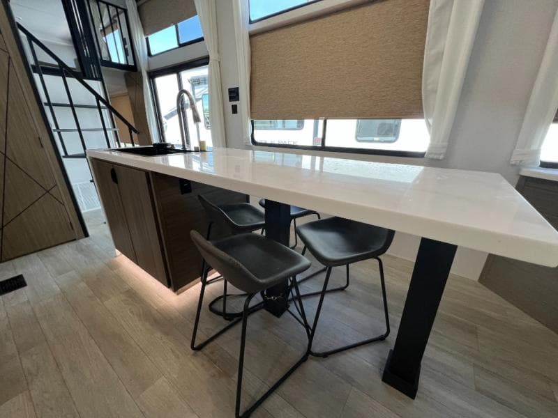 2025 Forest River 2025 Forest River Salem Grand Villa - thumbnail 20