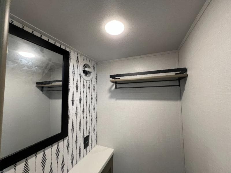 2025 Forest River 2025 Forest River Salem Grand Villa - thumbnail 24