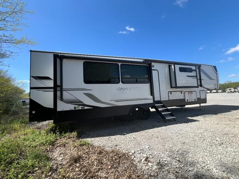 2025 Forest River 2025 Forest River Sandpiper - thumbnail 4