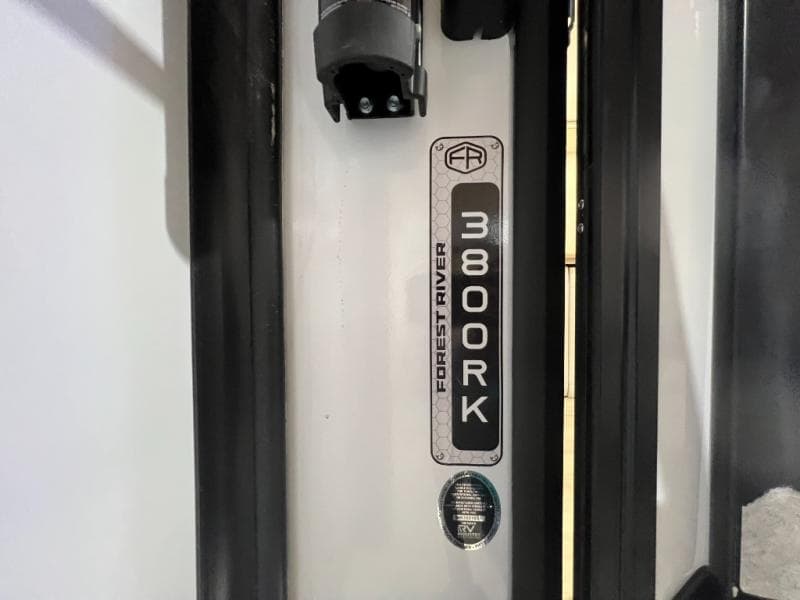 2025 Forest River 2025 Forest River Sandpiper - thumbnail 5