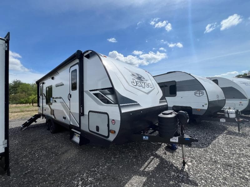 2025 Jayco 2025 Jayco Jay Feather - thumbnail 3
