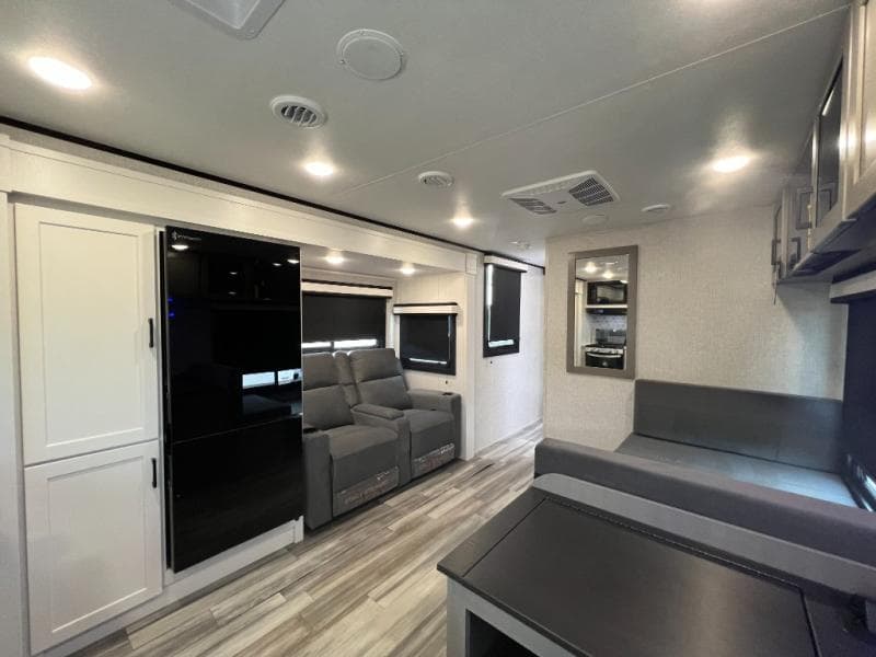 2025 Jayco 2025 Jayco Jay Feather - thumbnail 10