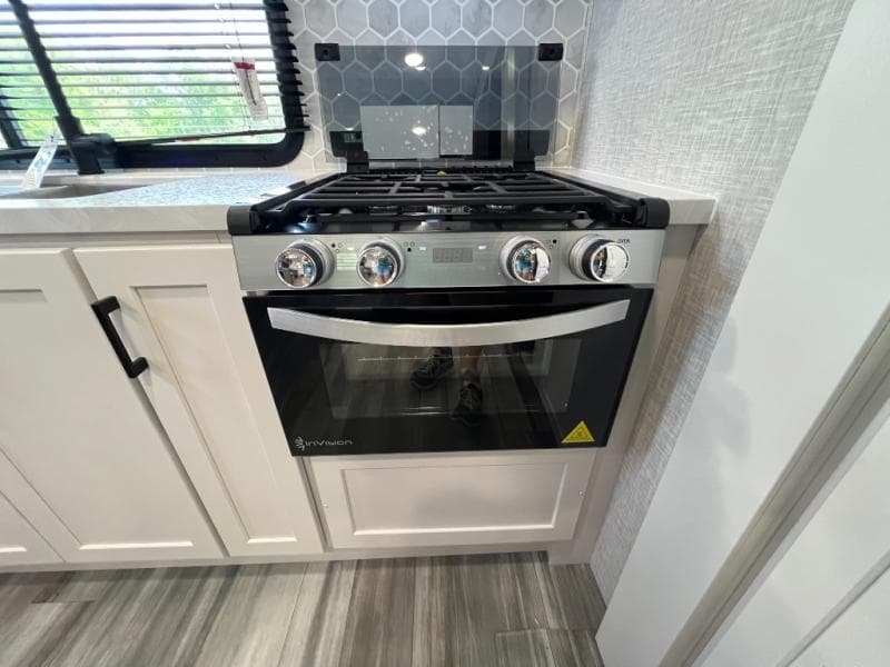 2025 Jayco 2025 Jayco Jay Feather - thumbnail 18