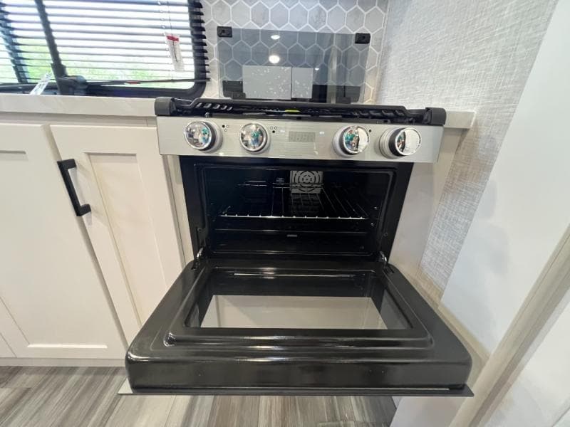 2025 Jayco 2025 Jayco Jay Feather - thumbnail 19