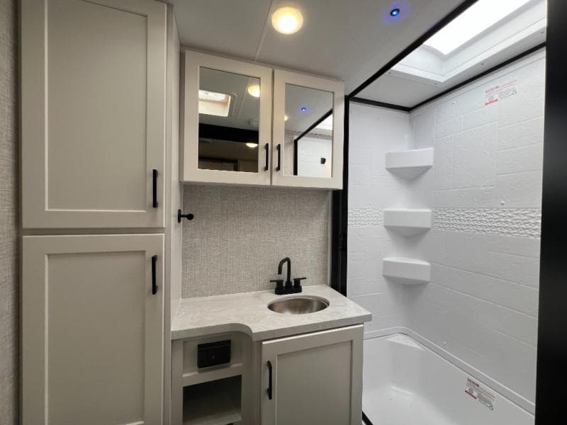 2025 Jayco 2025 Jayco Jay Feather - thumbnail 31