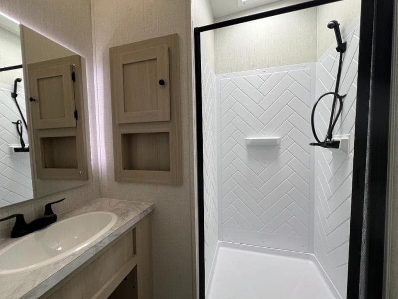 2025 Forest River 2025 Forest River Wildcat - thumbnail 41