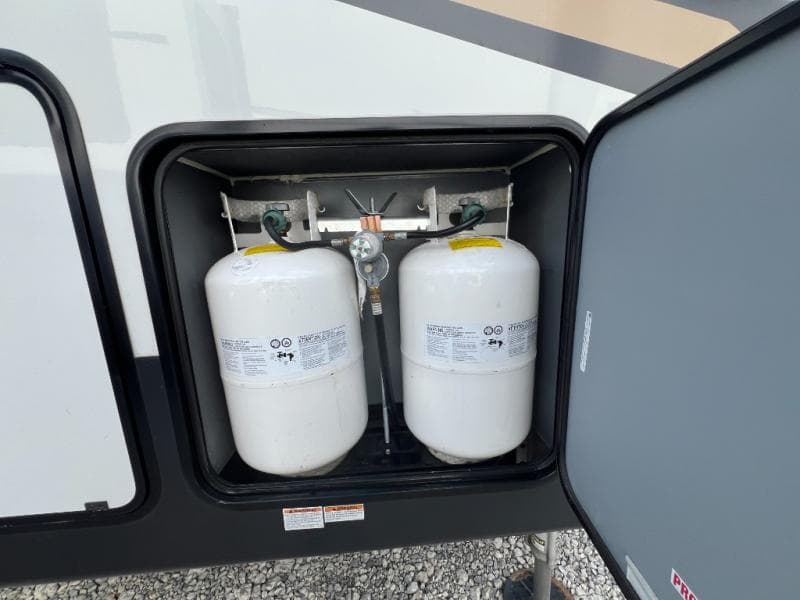 2022 Forest River 2022 Forest River Cedar Creek - thumbnail 10