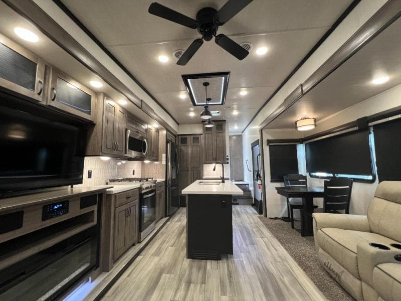 2022 Forest River 2022 Forest River Cedar Creek - thumbnail 13