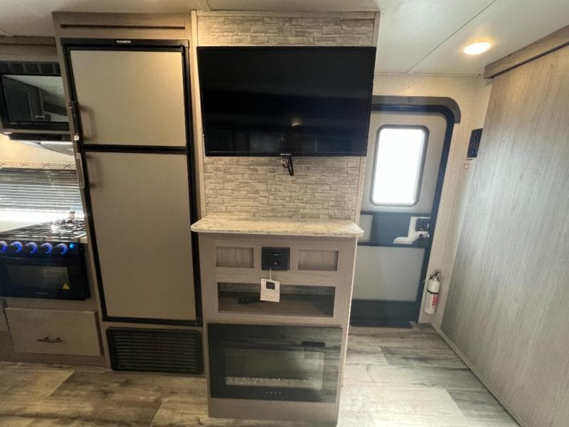 2022 Dutchmen 2022 Dutchmen Coleman Light - thumbnail 20