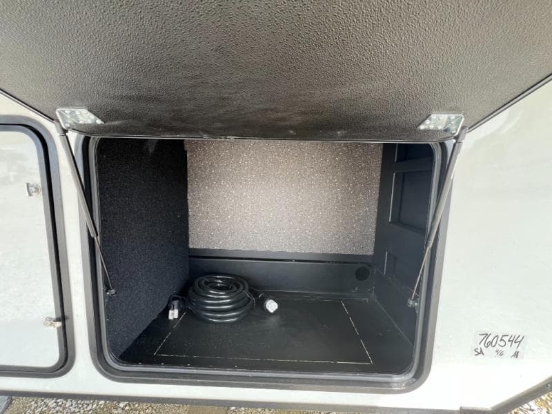 2025 Keystone 2025 Keystone Alpine Avalanche Edition - thumbnail 10