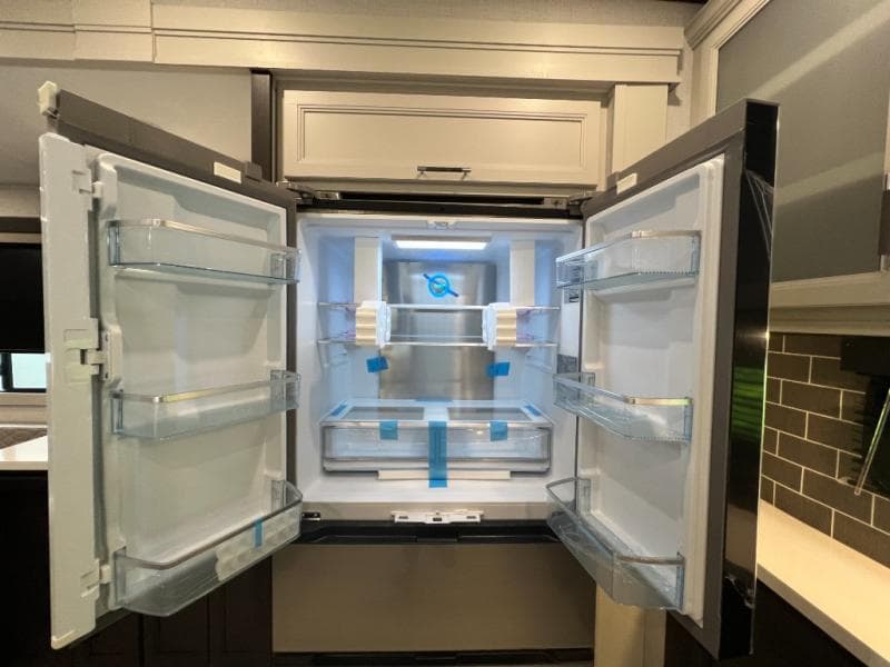 2025 Keystone 2025 Keystone Alpine Avalanche Edition - thumbnail 26