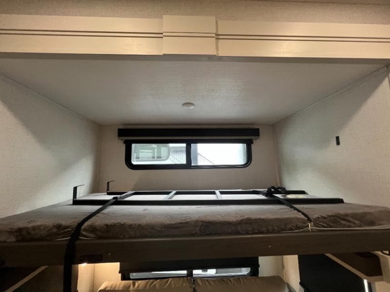 2025 Keystone 2025 Keystone Alpine Avalanche Edition - thumbnail 38