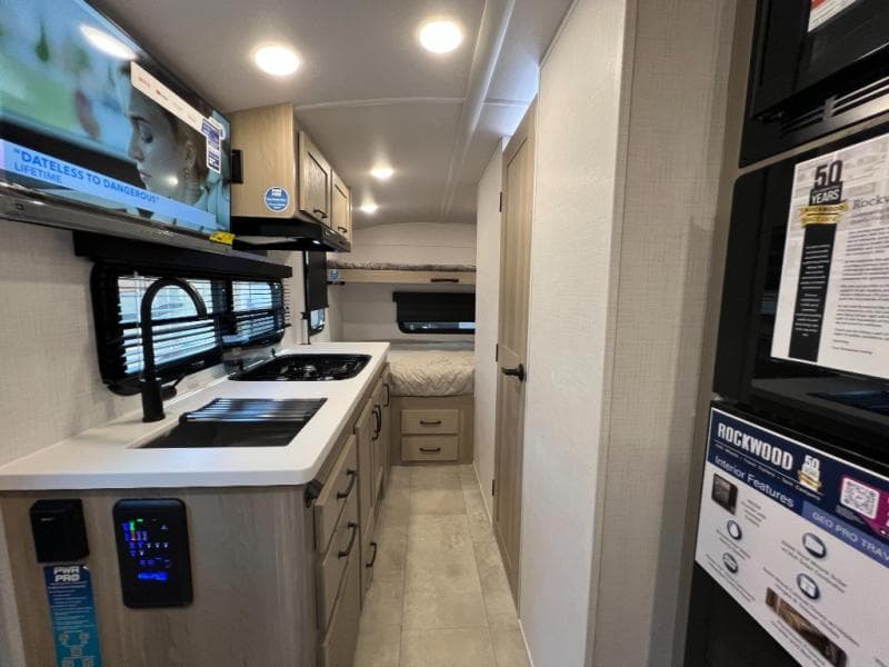 2025 Forest River 2025 Forest River Rockwood Geo Pro - thumbnail 10