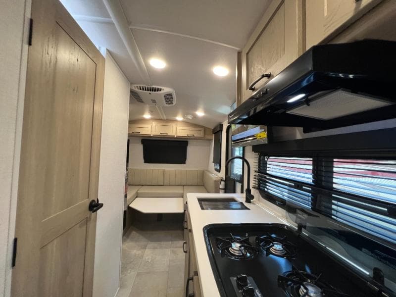 2025 Forest River 2025 Forest River Rockwood Geo Pro - thumbnail 11