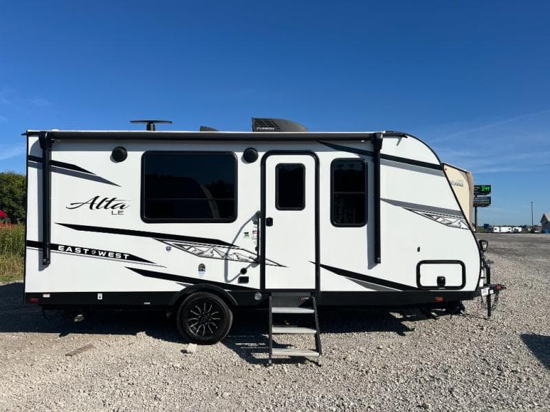 2024 East To West 2024 East To West Alta - thumbnail 6