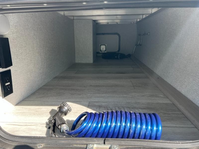 2024 East To West 2024 East To West Alta - thumbnail 8