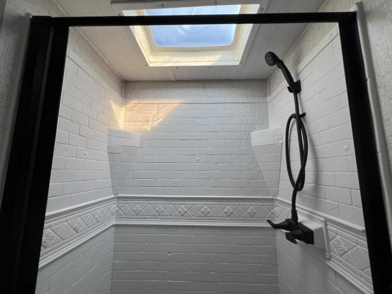 2024 East To West 2024 East To West Alta - thumbnail 29