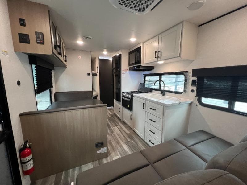 2026 Jayco 2026 Jayco Jay Flight SLX - thumbnail 12