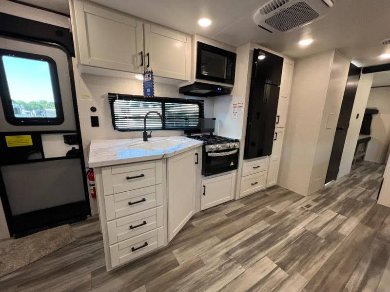 2026 Jayco 2026 Jayco Jay Flight SLX - thumbnail 13