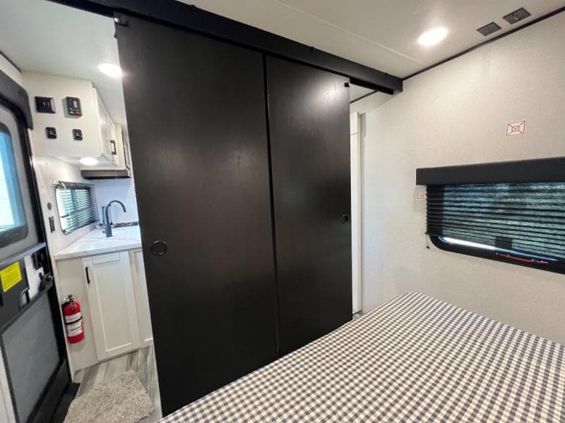 2026 Jayco 2026 Jayco Jay Flight SLX - thumbnail 37