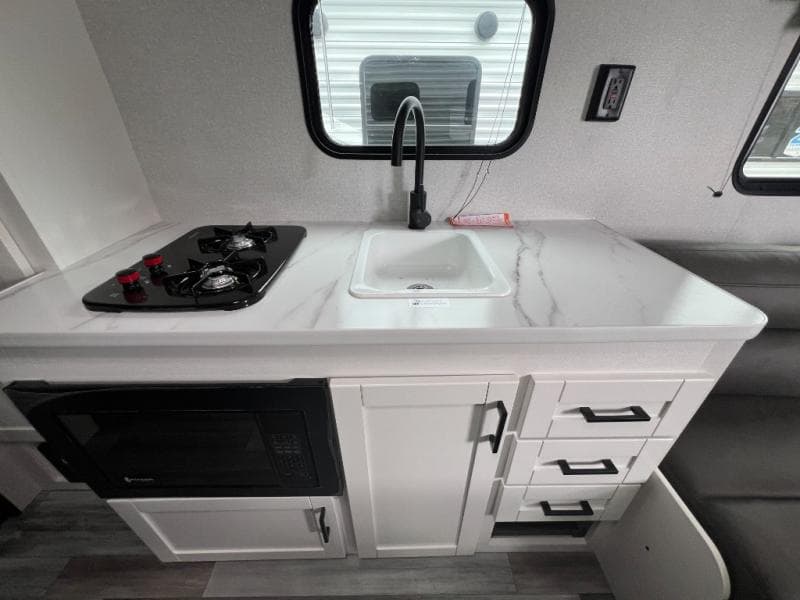 2026 Jayco 2026 Jayco Jay Flight SLX - thumbnail 9