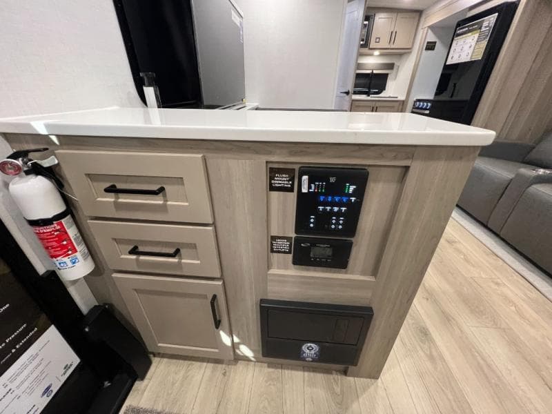 2026 Forest River 2026 Forest River Rockwood Mini Lite - thumbnail 10