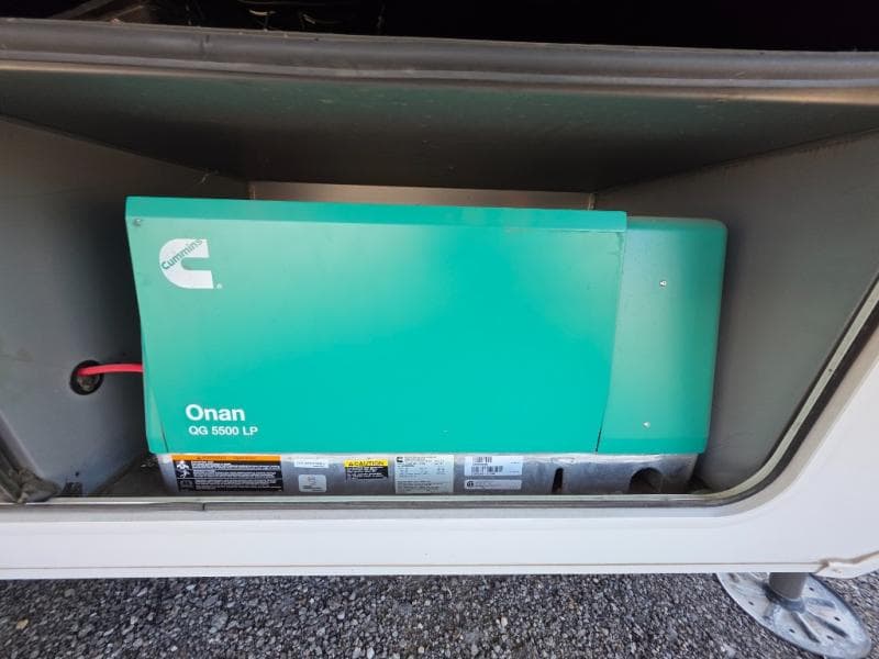 2022 Grand Design 2022 Grand Design Solitude - thumbnail 7