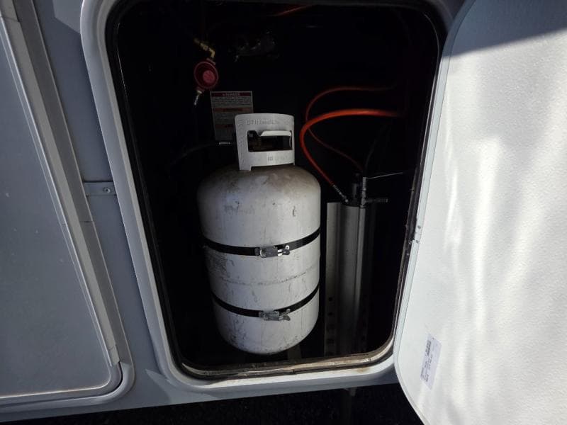 2022 Grand Design 2022 Grand Design Solitude - thumbnail 21