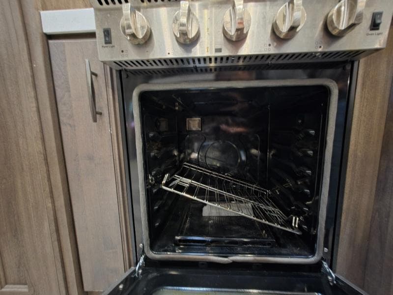 2022 Grand Design 2022 Grand Design Solitude - thumbnail 43