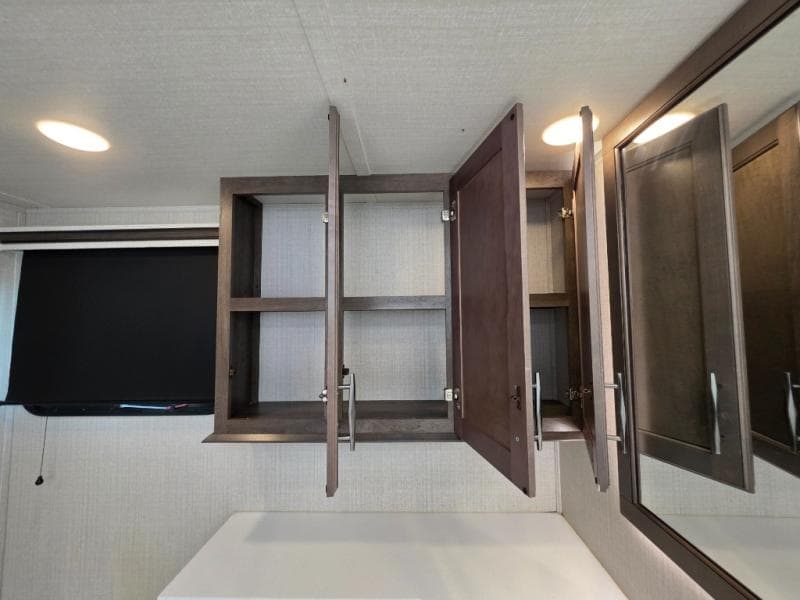 2022 Grand Design 2022 Grand Design Solitude - thumbnail 66