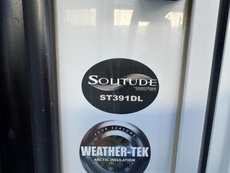 2023 Grand Design 2023 Grand Design Solitude - thumbnail 12