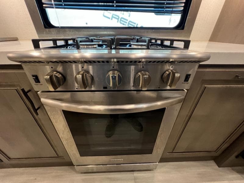 2023 Grand Design 2023 Grand Design Solitude - thumbnail 27