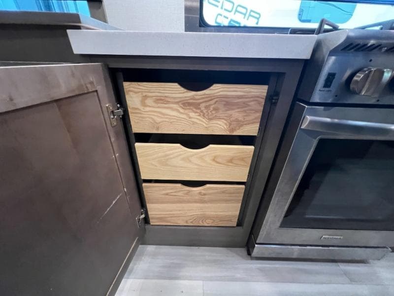 2023 Grand Design 2023 Grand Design Solitude - thumbnail 29