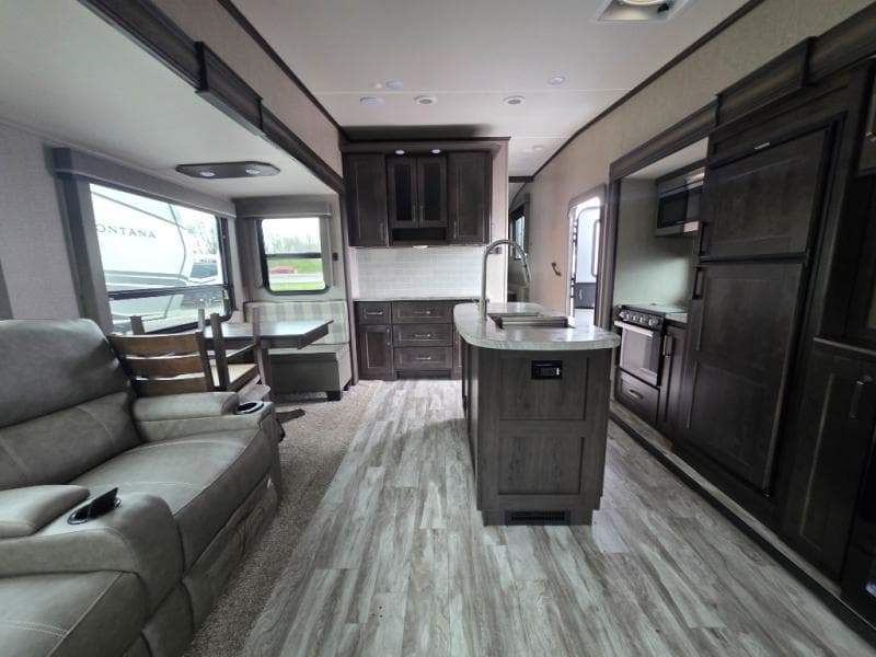 2022 Grand Design 2022 Grand Design Reflection 150 Series - thumbnail 20