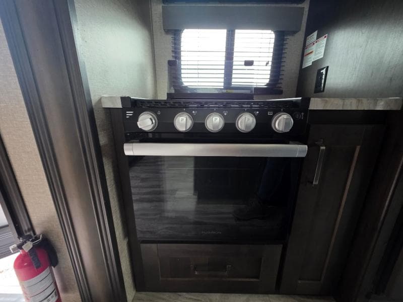 2022 Grand Design 2022 Grand Design Reflection 150 Series - thumbnail 25