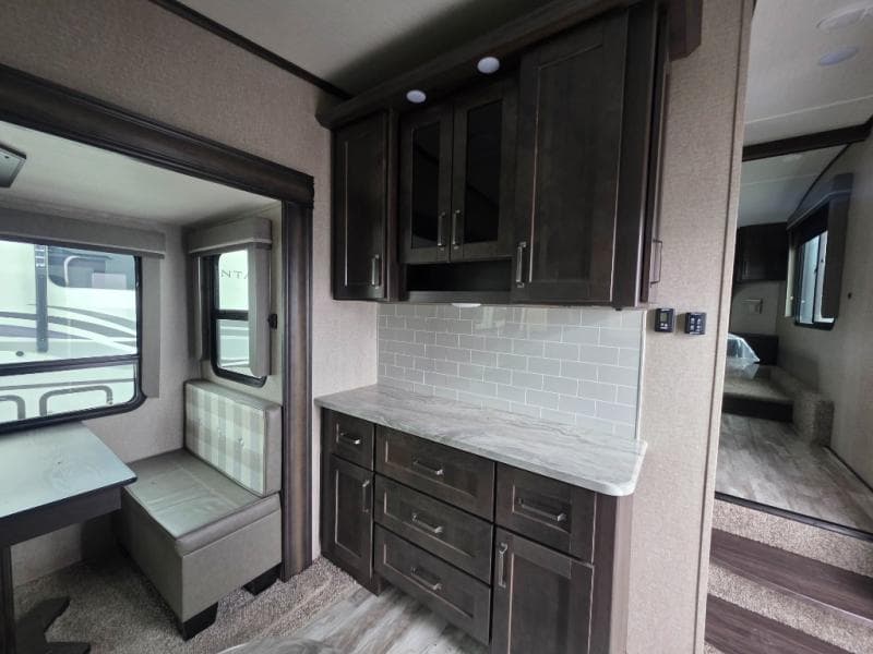 2022 Grand Design 2022 Grand Design Reflection 150 Series - thumbnail 28