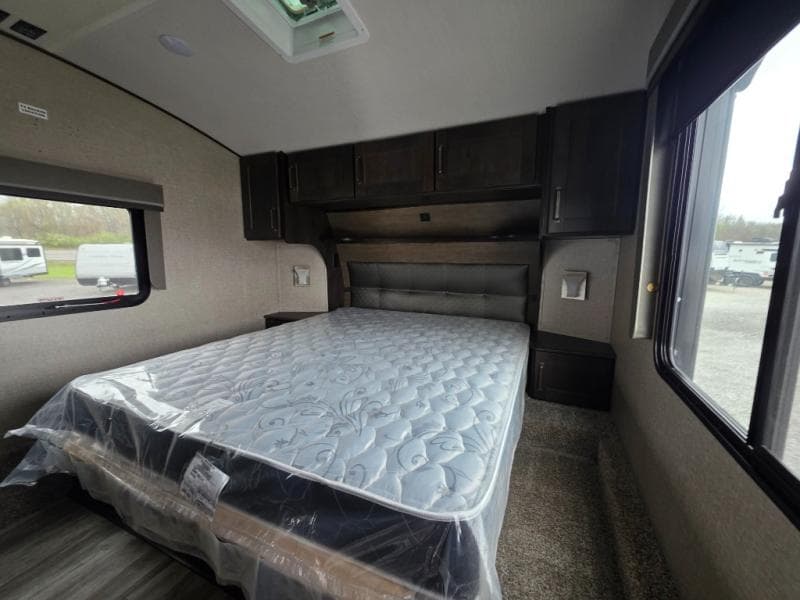 2022 Grand Design 2022 Grand Design Reflection 150 Series - thumbnail 37