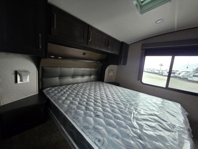 2022 Grand Design 2022 Grand Design Reflection 150 Series - thumbnail 40