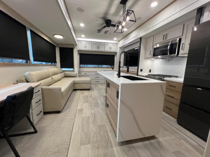 2026 Forest River 2026 Forest River Sandpiper - thumbnail 15