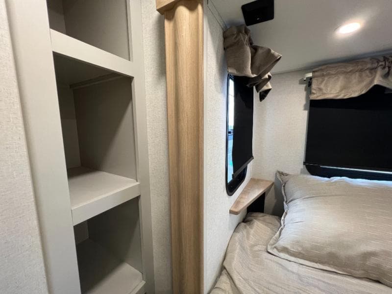 2026 Forest River 2026 Forest River Sandpiper - thumbnail 46