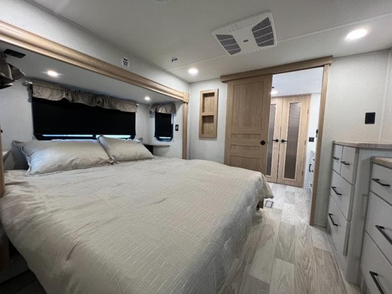 2026 Forest River 2026 Forest River Sandpiper - thumbnail 48