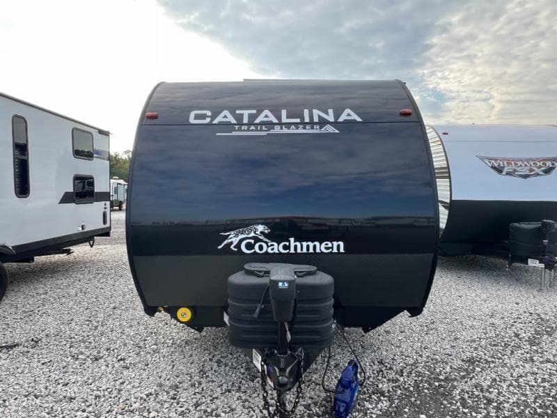 2024 Coachmen 2024 Coachmen Catalina Trail Blazer - thumbnail 3