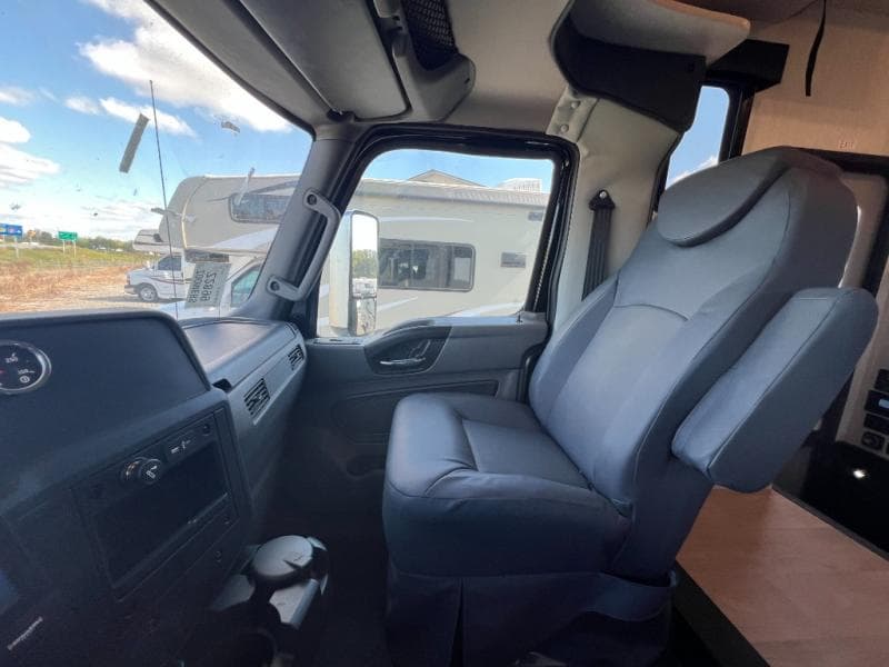 2026 NeXus RV 2026 NeXus RV Ghost - thumbnail 23