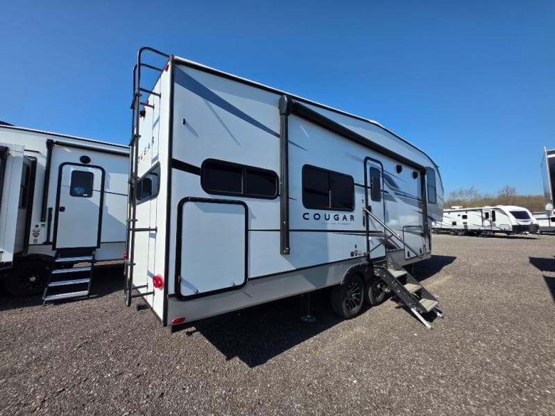 2025 Keystone 2025 Keystone Cougar Half-Ton - thumbnail 7