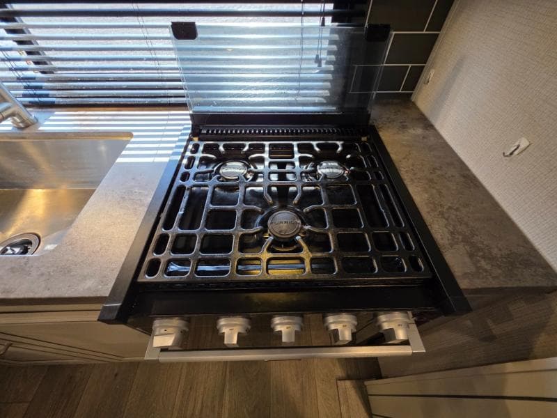 2025 Keystone 2025 Keystone Cougar Half-Ton - thumbnail 27