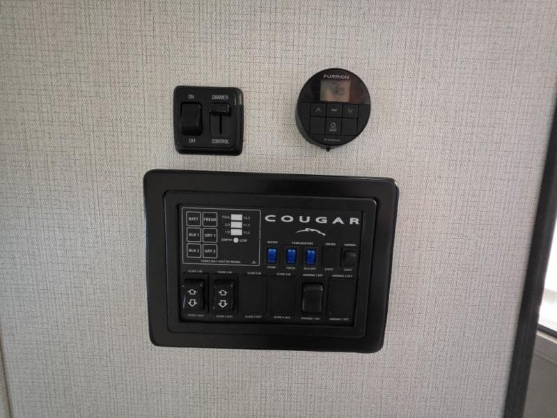 2025 Keystone 2025 Keystone Cougar Half-Ton - thumbnail 37