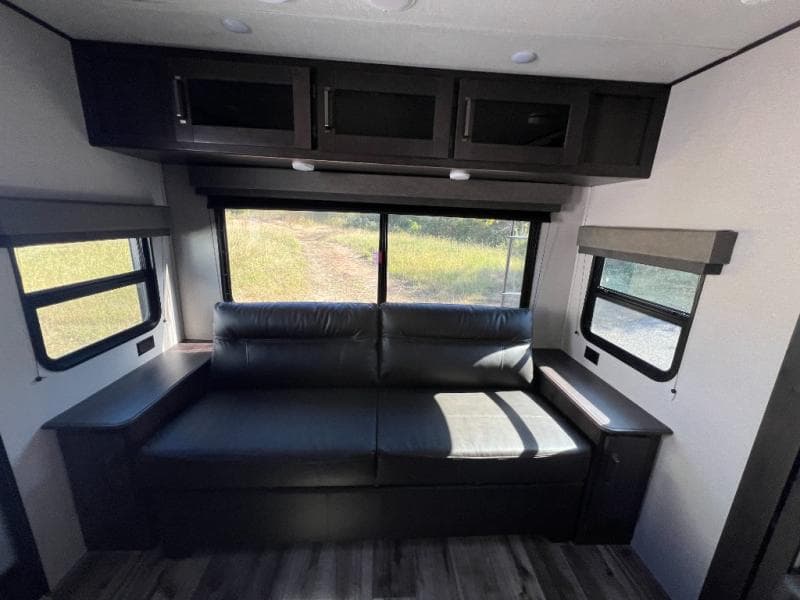 2023 Grand Design 2023 Grand Design Transcend - thumbnail 13