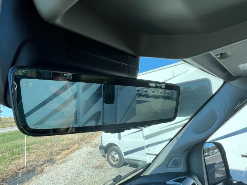 2021 Roadtrek 2021 Roadtrek Fuzion - thumbnail 9