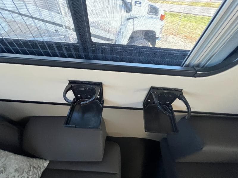 2021 Roadtrek 2021 Roadtrek Fuzion - thumbnail 17