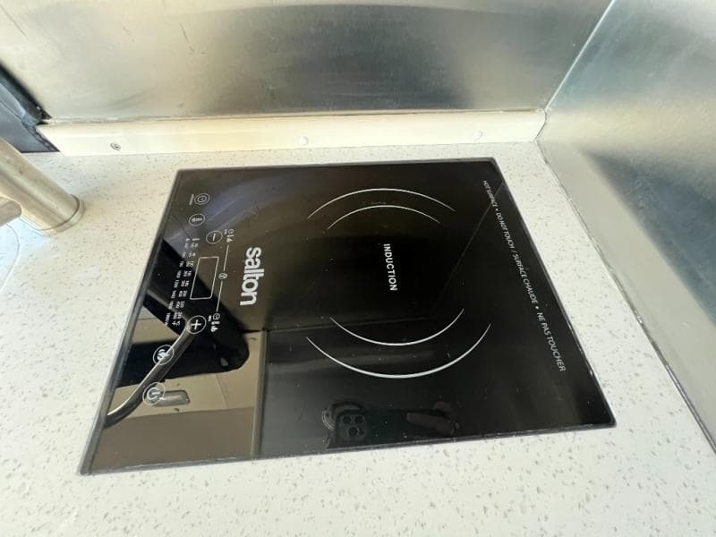 2021 Roadtrek 2021 Roadtrek Fuzion - thumbnail 23